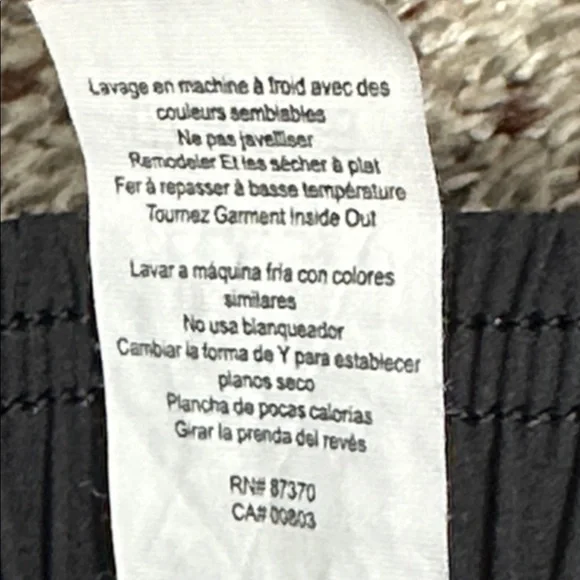 ALO Yoga Charcoal and Black Athletic Shorts with Leggings